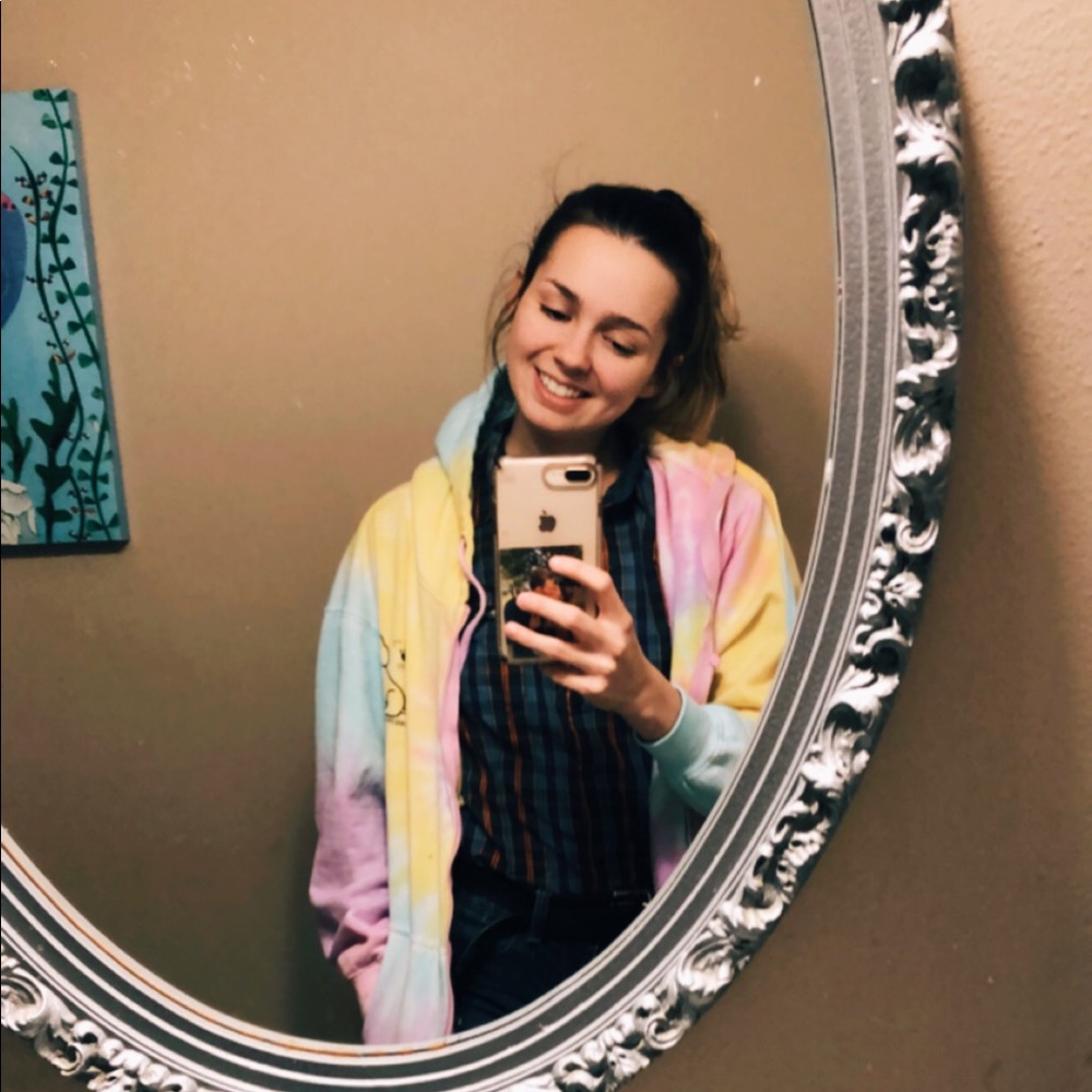 Meet your Posher, Brooke